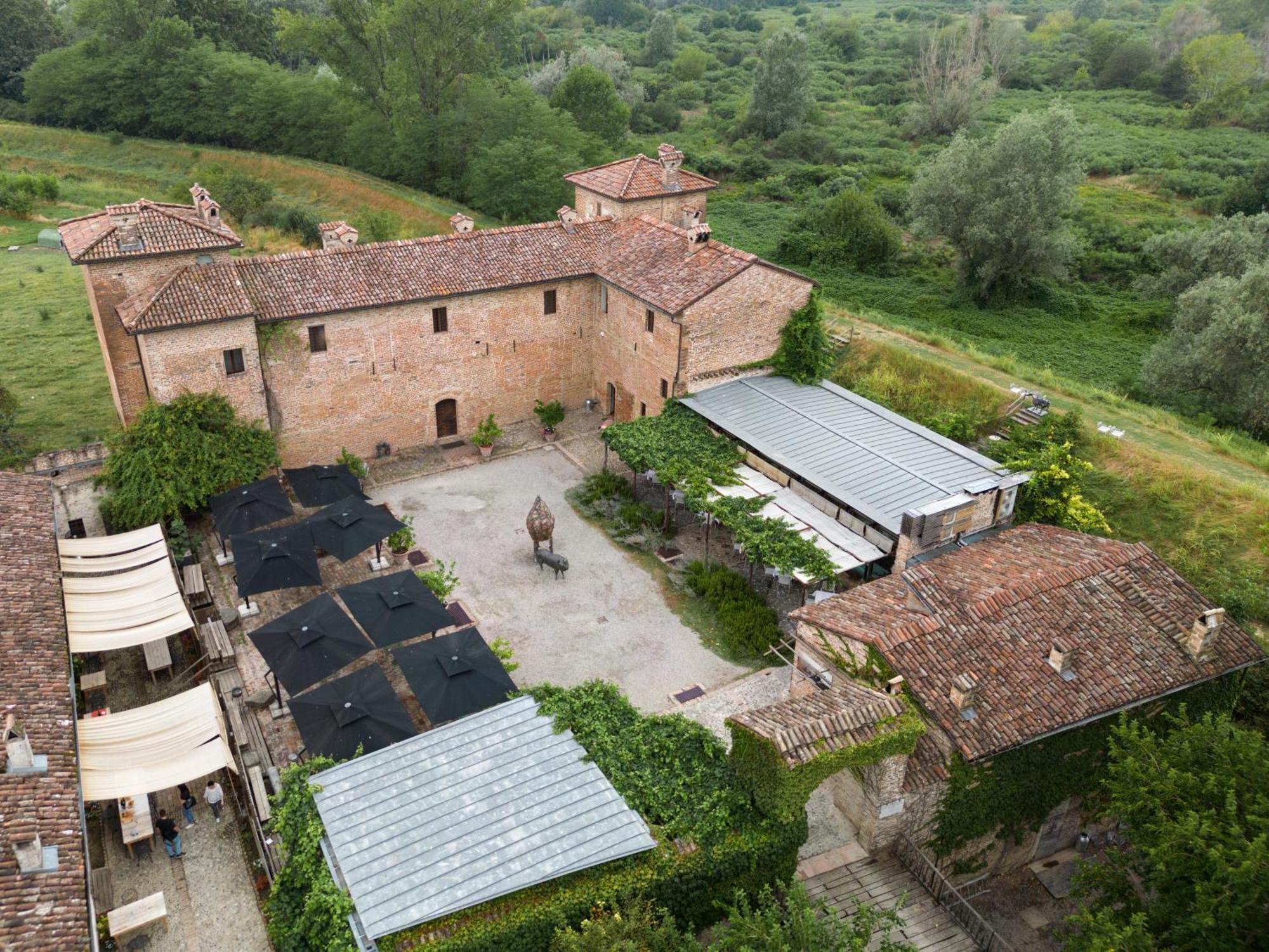 Antica Corte Pallavicina Relais Polesine Parmense Luaran gambar
