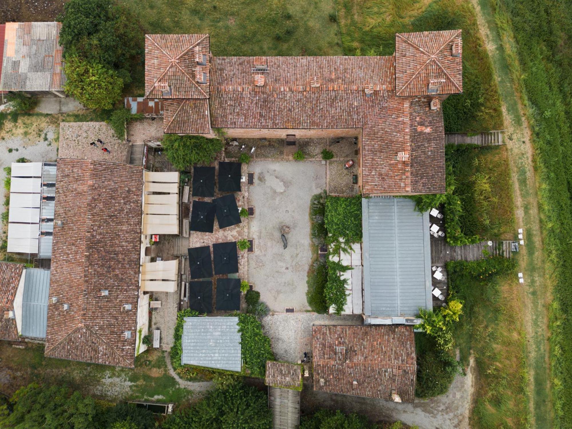 Antica Corte Pallavicina Relais Polesine Parmense Luaran gambar