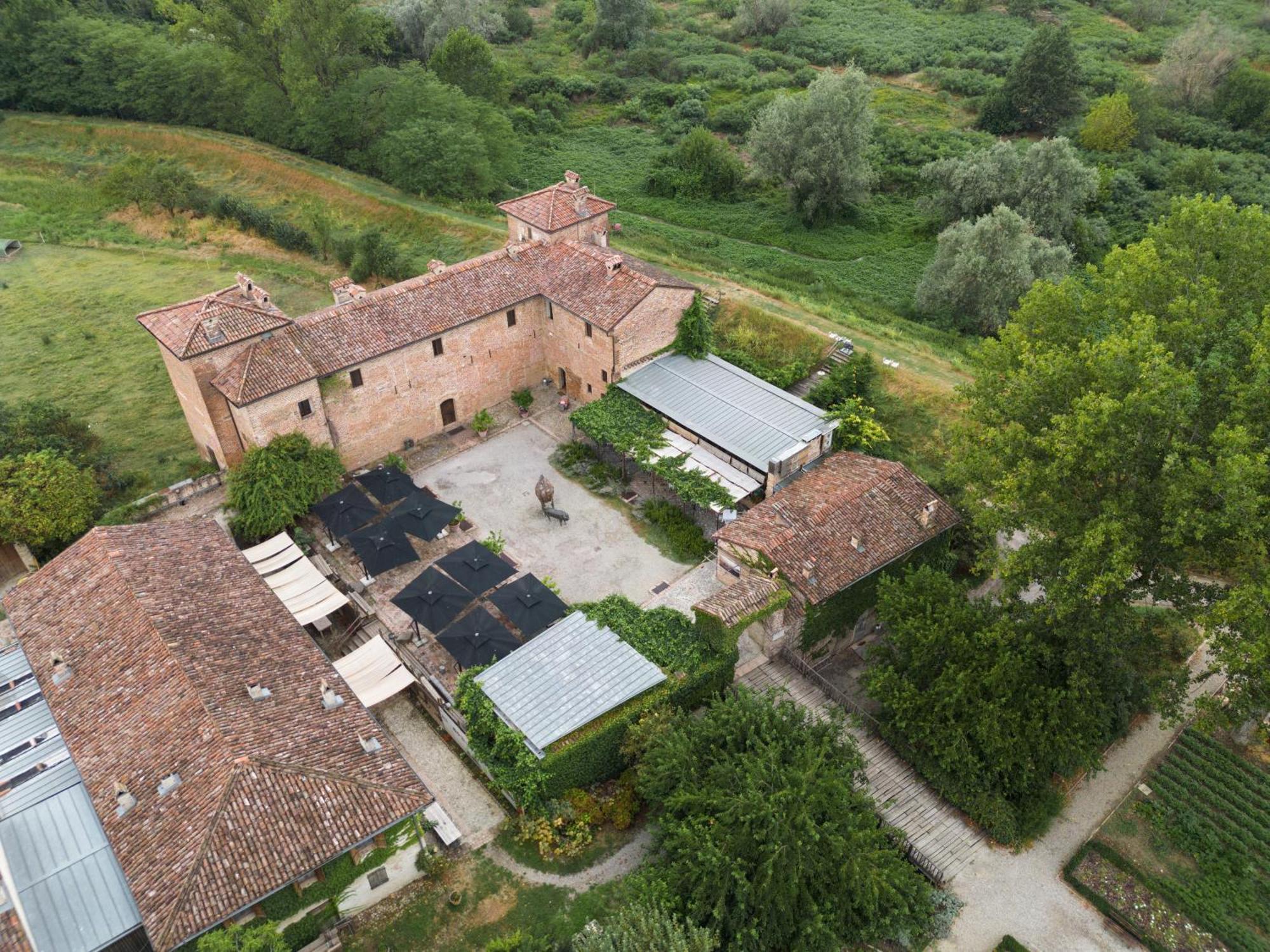 Antica Corte Pallavicina Relais Polesine Parmense Luaran gambar
