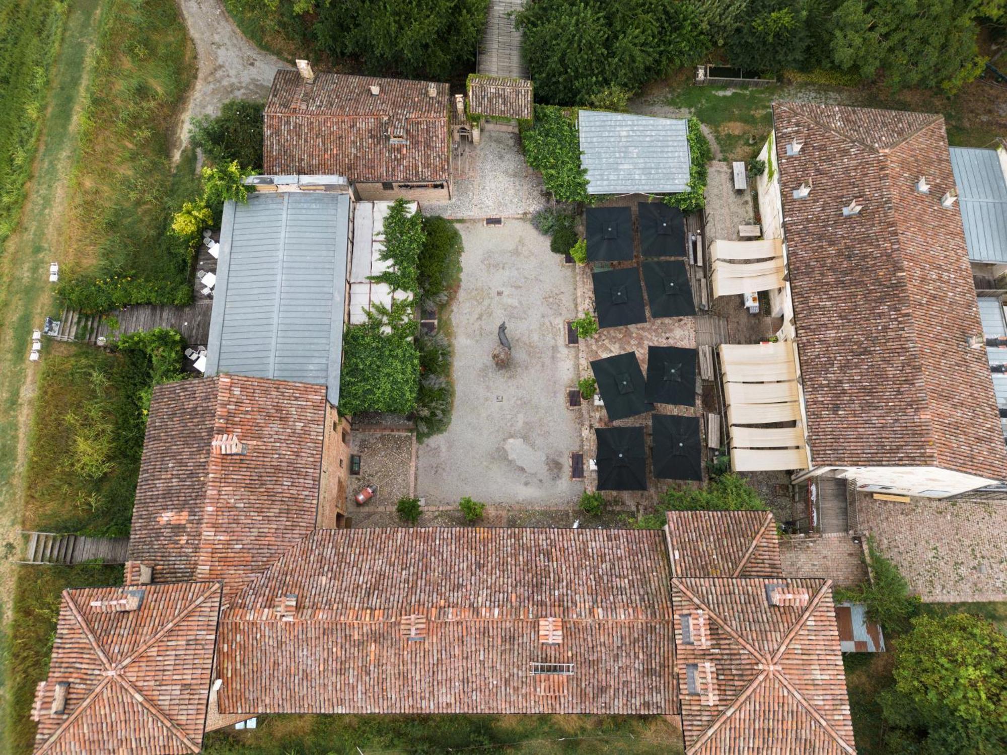 Antica Corte Pallavicina Relais Polesine Parmense Luaran gambar