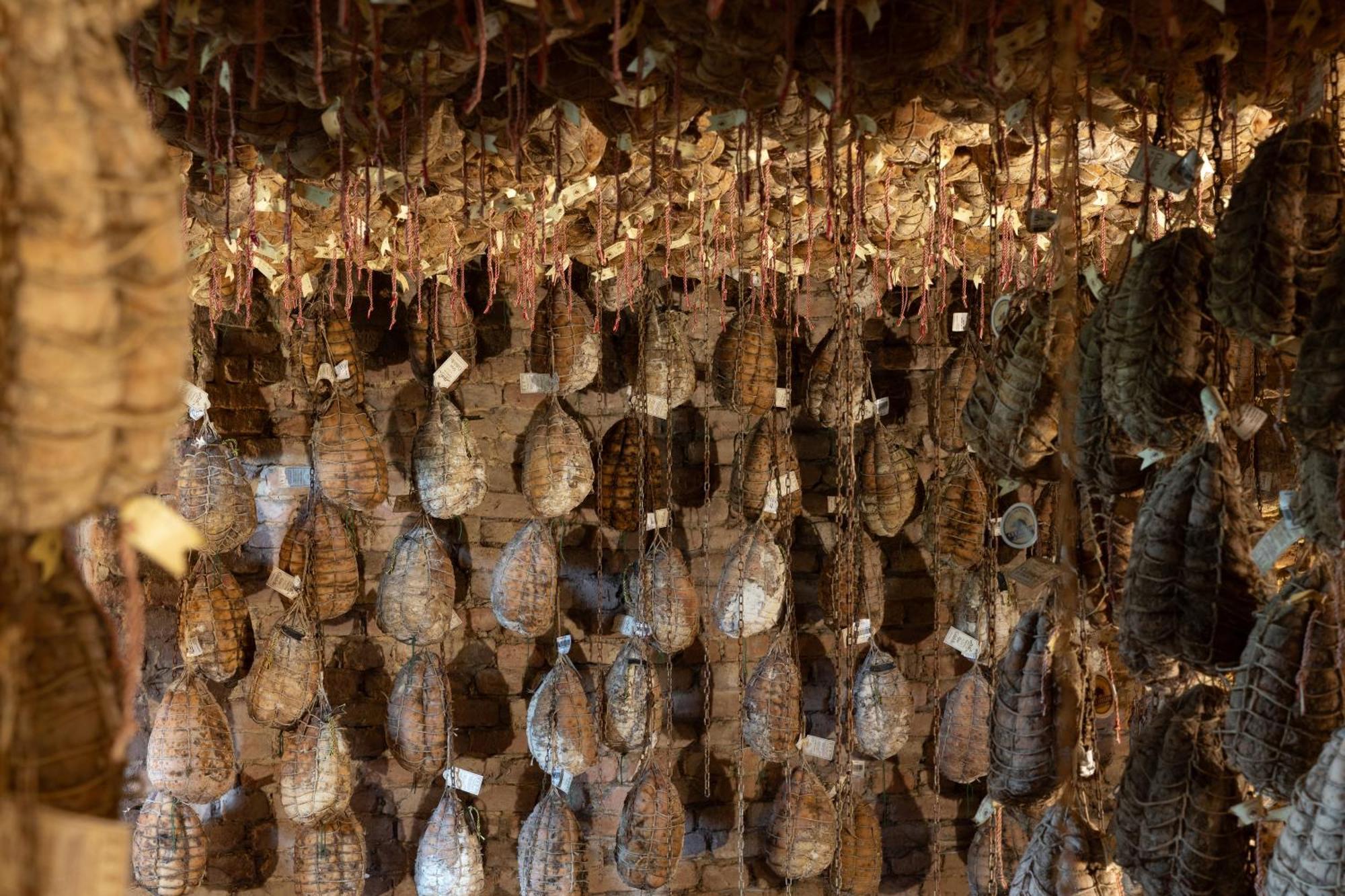 Antica Corte Pallavicina Relais Polesine Parmense Luaran gambar