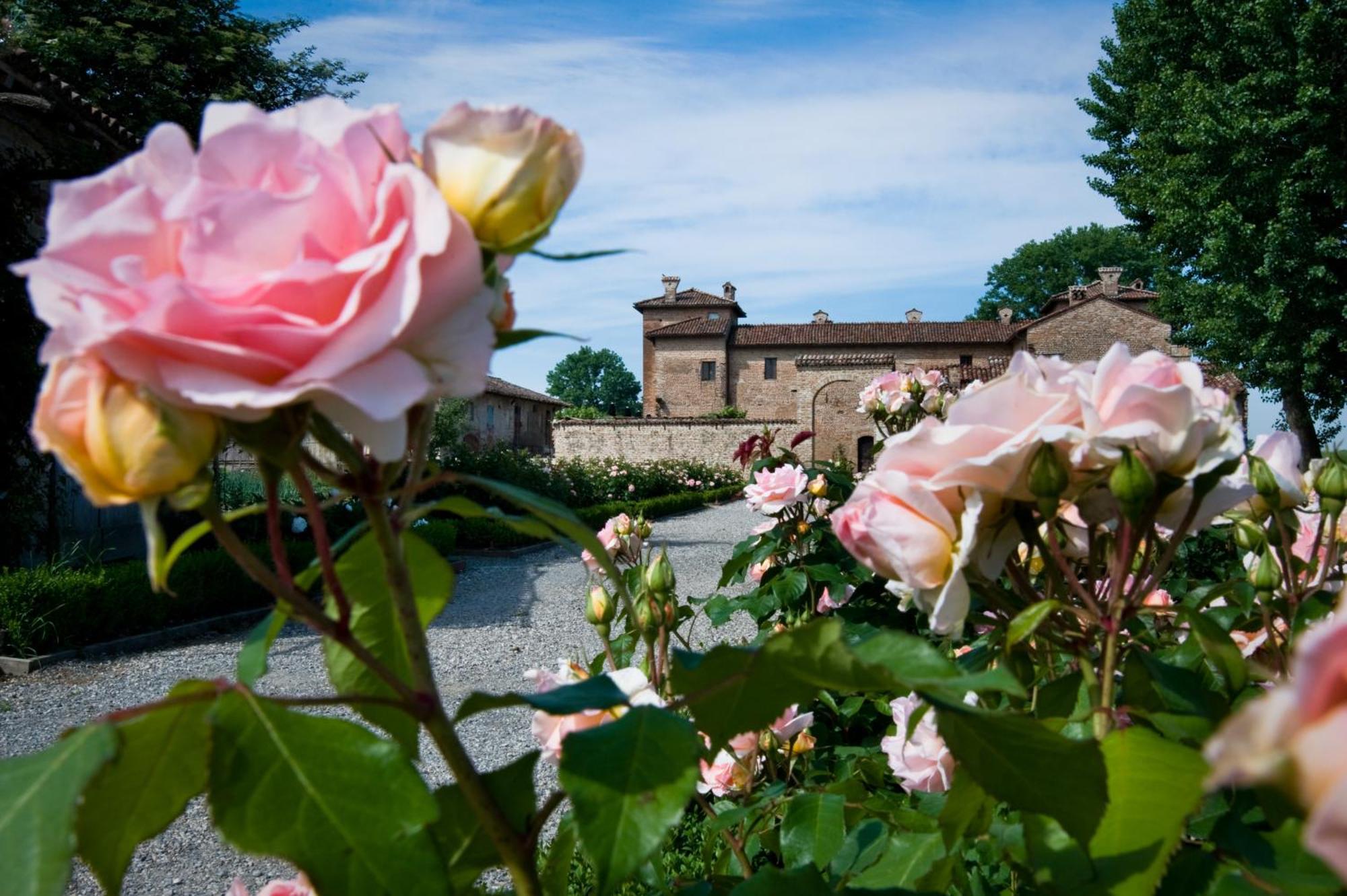 Antica Corte Pallavicina Relais Polesine Parmense Luaran gambar